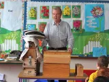 Beekeeper visits 1st and 2nd Classes
