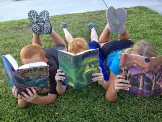 Children Reading