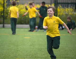 boys running